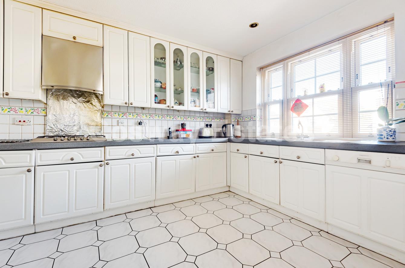 Newcombe Park, Mill Hill